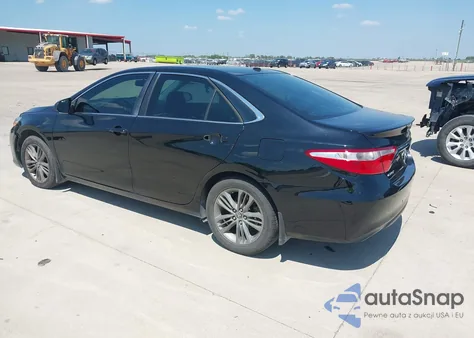 2015 Toyota Camry Se z USA, uszkodzony, nr VIN 4T1BF1FKXFU001403